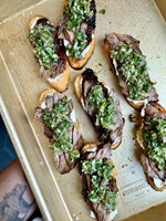 steak crostini